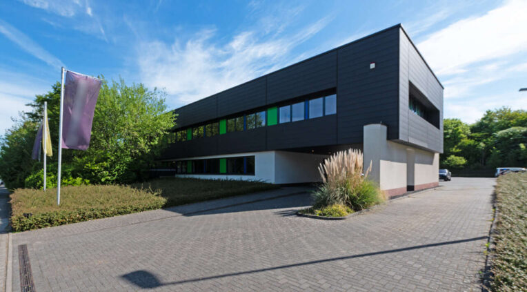 Bürohaus Aachen mieten Phi: Auf-der-Hüls-PHI-AACHEN-Bürokomplex-Miete-LZ772-Aussen2 Immobilienmakler Aachen Bürohaus mieten mit Immobilienbewertung