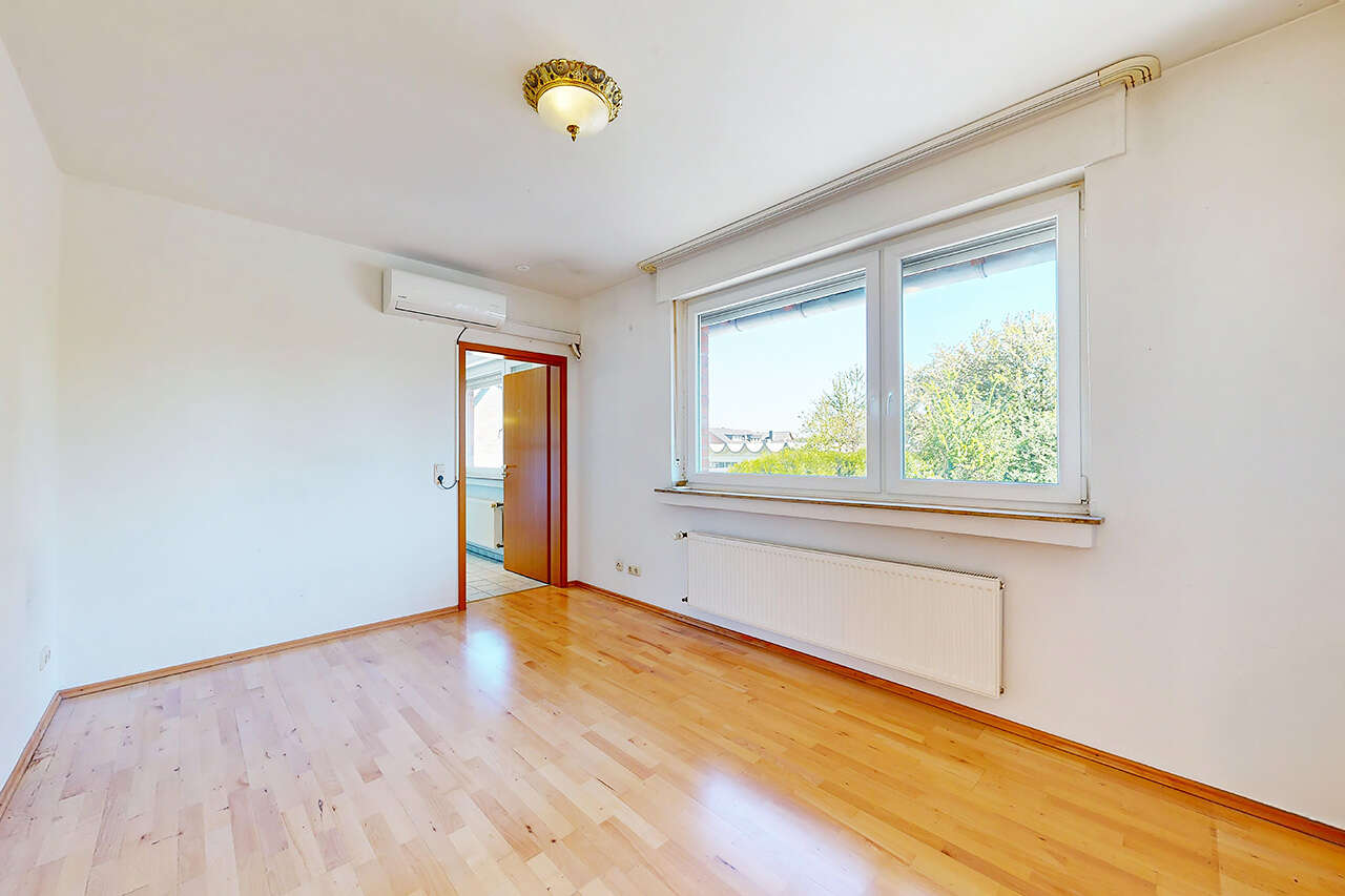 Einfamilienhaus Übach-Palenberg kaufen Phi: Immobilien-Übach-Haus-kaufen-HB039-15 Immobilienmakler Übach-Palenberg Einfamilienhaus kaufen mit Immobilienbewertung