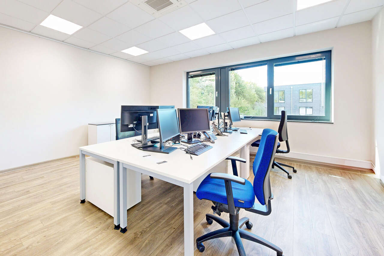 Bürogebäude Aachen kaufen Phi: Auf-der-Hüls-PHI-AACHEN-Bürokomplex-Miete-LZ772-Innen12 Immobilienmakler Aachen Bürogebäude kaufen mit Immobilienbewertung