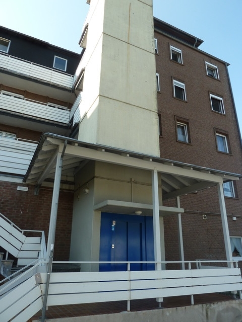 Etagenwohnung Eschweiler kaufen Phi: Eingangsbereich Immobilienmakler Eschweiler Etagenwohnung kaufen mit Immobilienbewertung