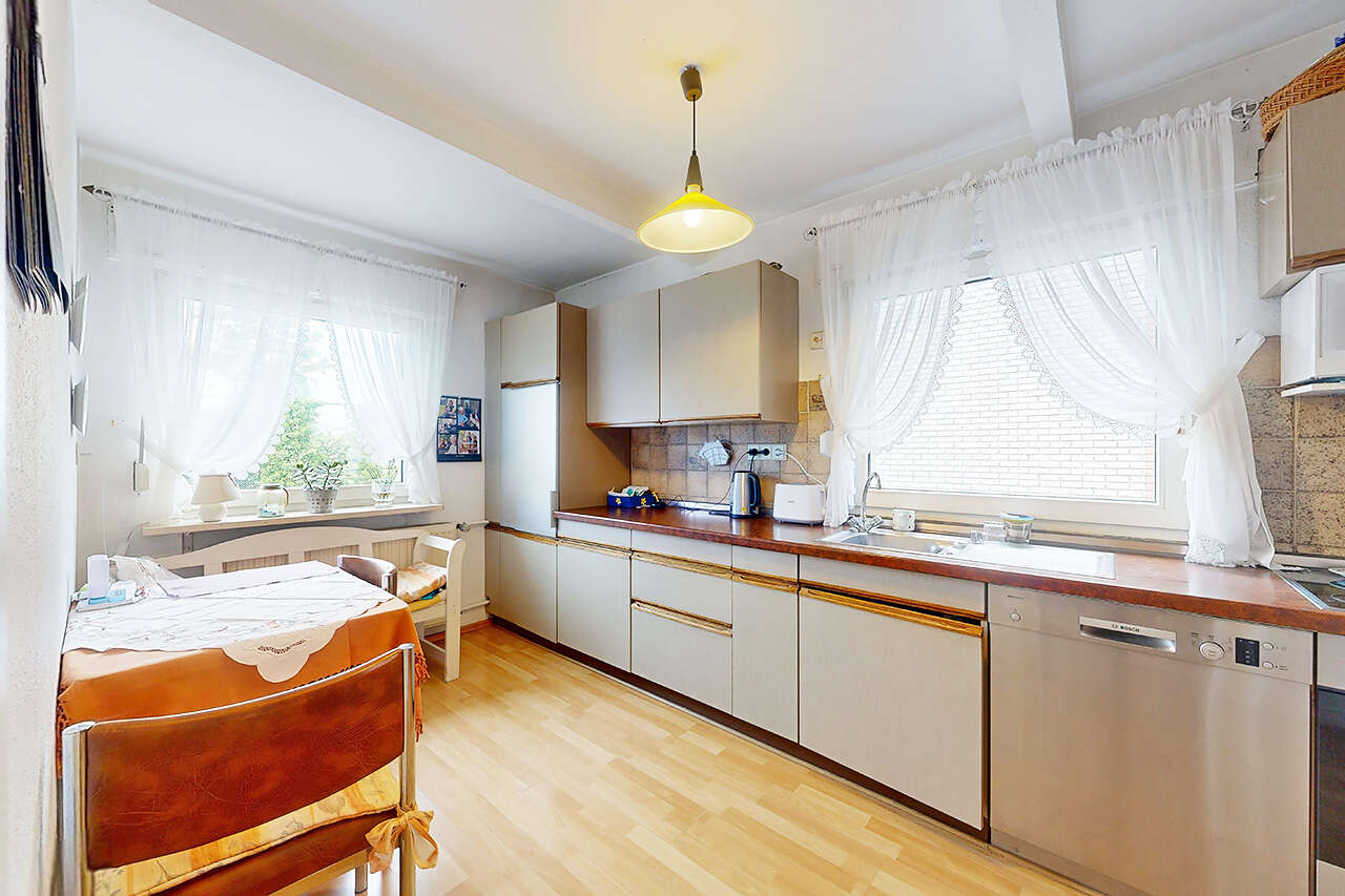 Einfamilienhaus Aachen kaufen Phi: Immobilien-Aachen-Haus-Kaufen-XY828-16 Immobilienmakler Aachen Einfamilienhaus kaufen mit Immobilienbewertung