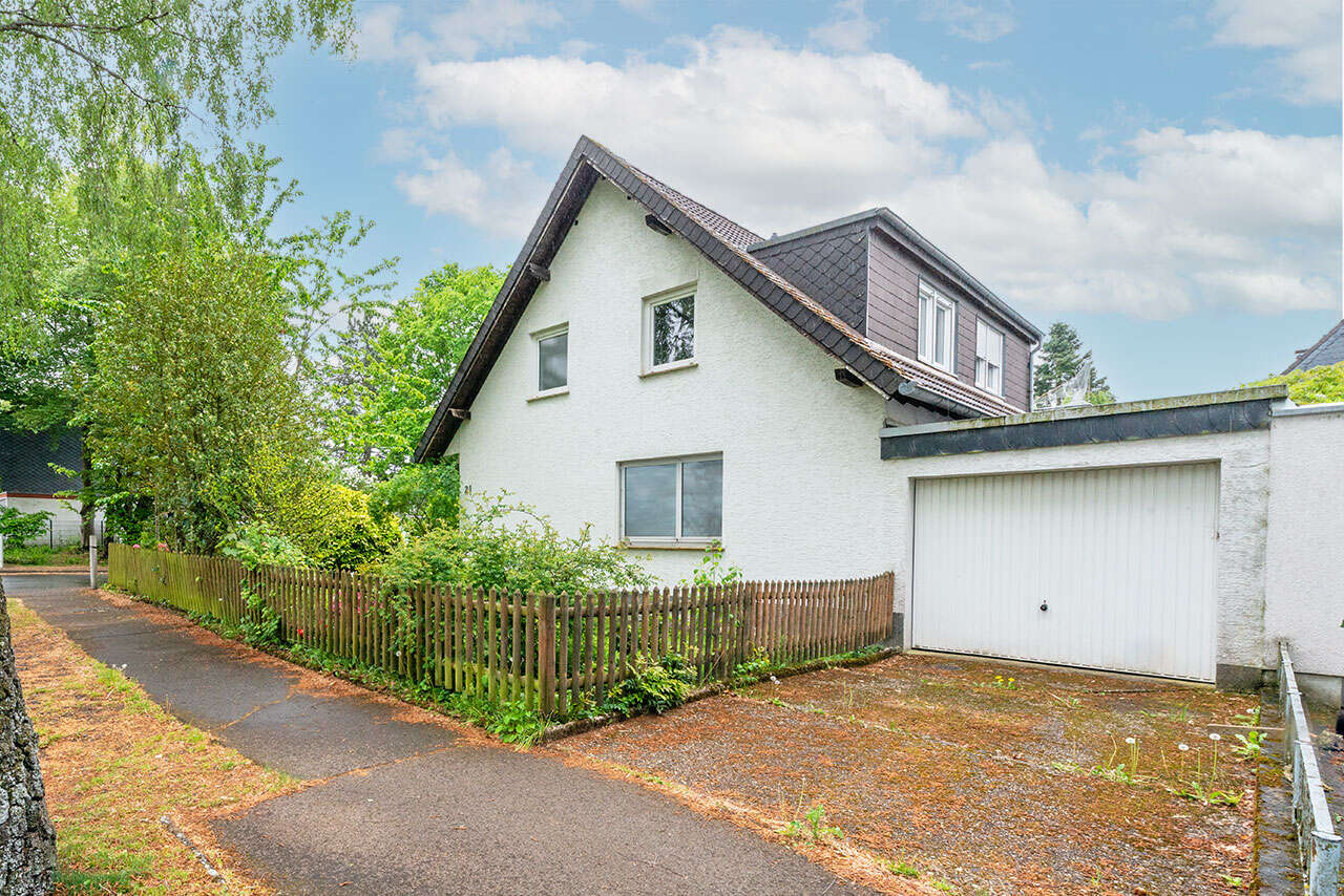 Immobilienmakler Aachen Einfamilienhaus kaufen mit Immobilienbewertung