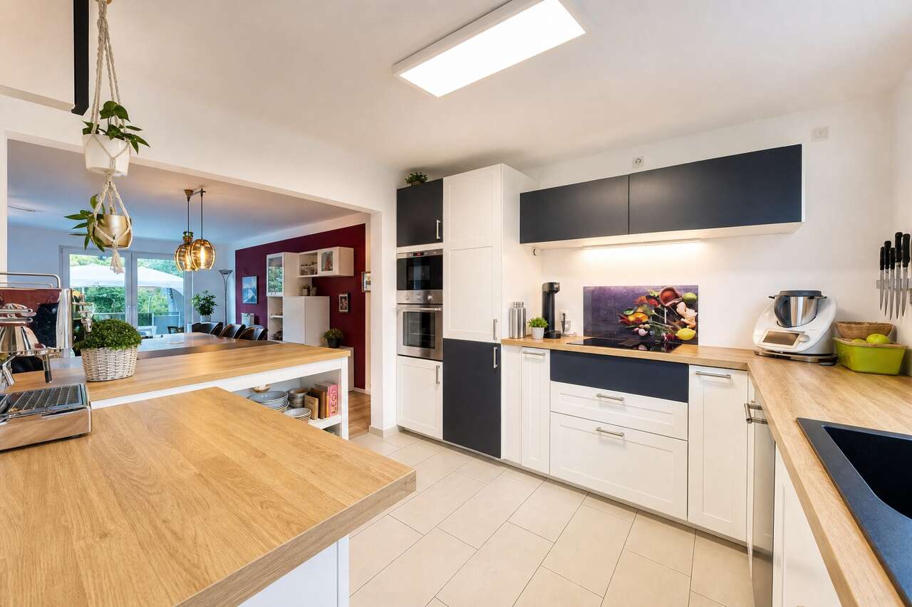 Reihenmittelhaus Würselen kaufen Phi: PHI Aachen-Würselen-Reihenhaus-Kauf-EA452-Kueche-09-v2 Immobilienmakler Würselen Reihenmittelhaus kaufen mit Immobilienbewertung