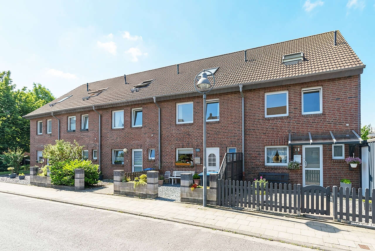 Reihenmittelhaus Stolberg kaufen Phi: Immobilien-Stolberg-Haus-Kaufen-DV393-02.1 Immobilienmakler Stolberg Reihenmittelhaus kaufen mit Immobilienbewertung