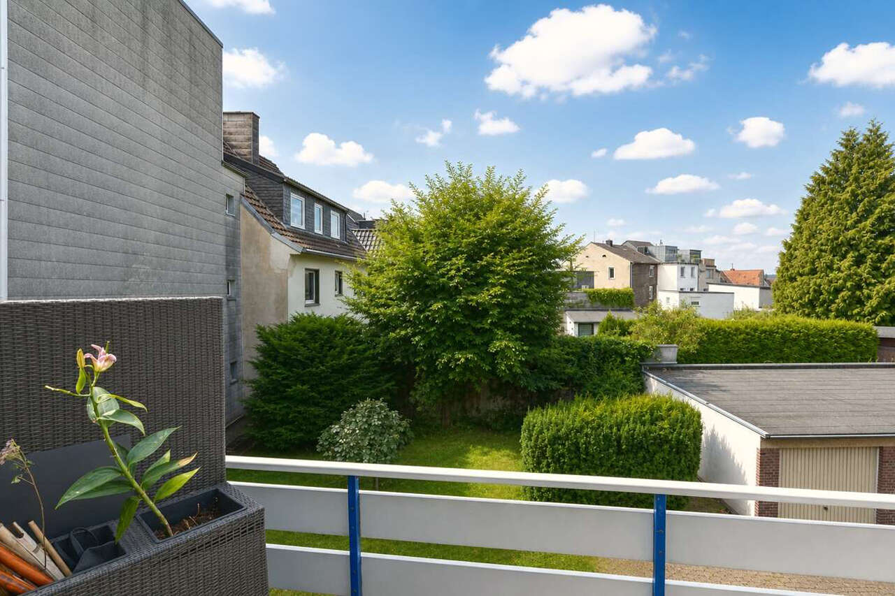 Etagenwohnung Aachen kaufen Phi: PHI-Aachen-Aachen-Eigentumswohnung-Kauf-BC420-Aussenansicht-05.1 Immobilienmakler Aachen Etagenwohnung kaufen mit Immobilienbewertung