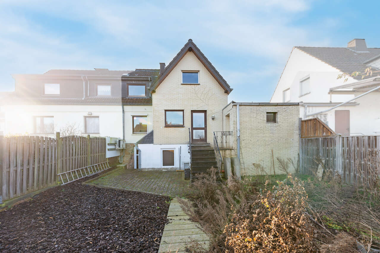 Doppelhaushälfte Aachen kaufen Phi: Immobilien-Aachen-Haus-Kaufen-XX956-10 Immobilienmakler Aachen Doppelhaushälfte kaufen mit Immobilienbewertung