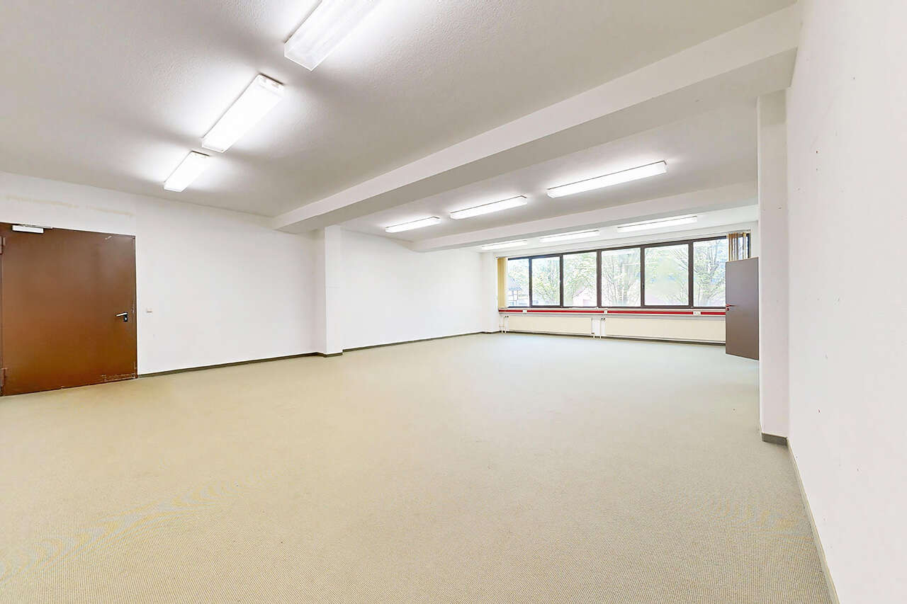 Halle Schleiden - Dreiborn kaufen Phi: Immobilien-Schleiden-Industriehalle-Kaufen-EM719-08 Immobilienmakler Schleiden - Dreiborn Halle kaufen mit Immobilienbewertung