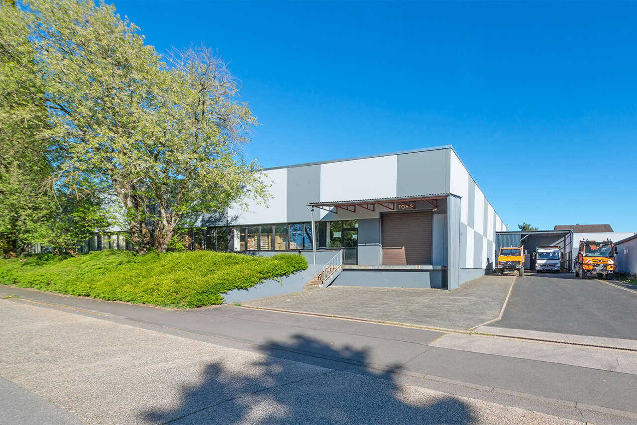 Halle Schleiden - Dreiborn kaufen Phi: Immobilien-Schleiden-Industriehalle-Kaufen-EM719-06 Immobilienmakler Schleiden - Dreiborn Halle kaufen mit Immobilienbewertung