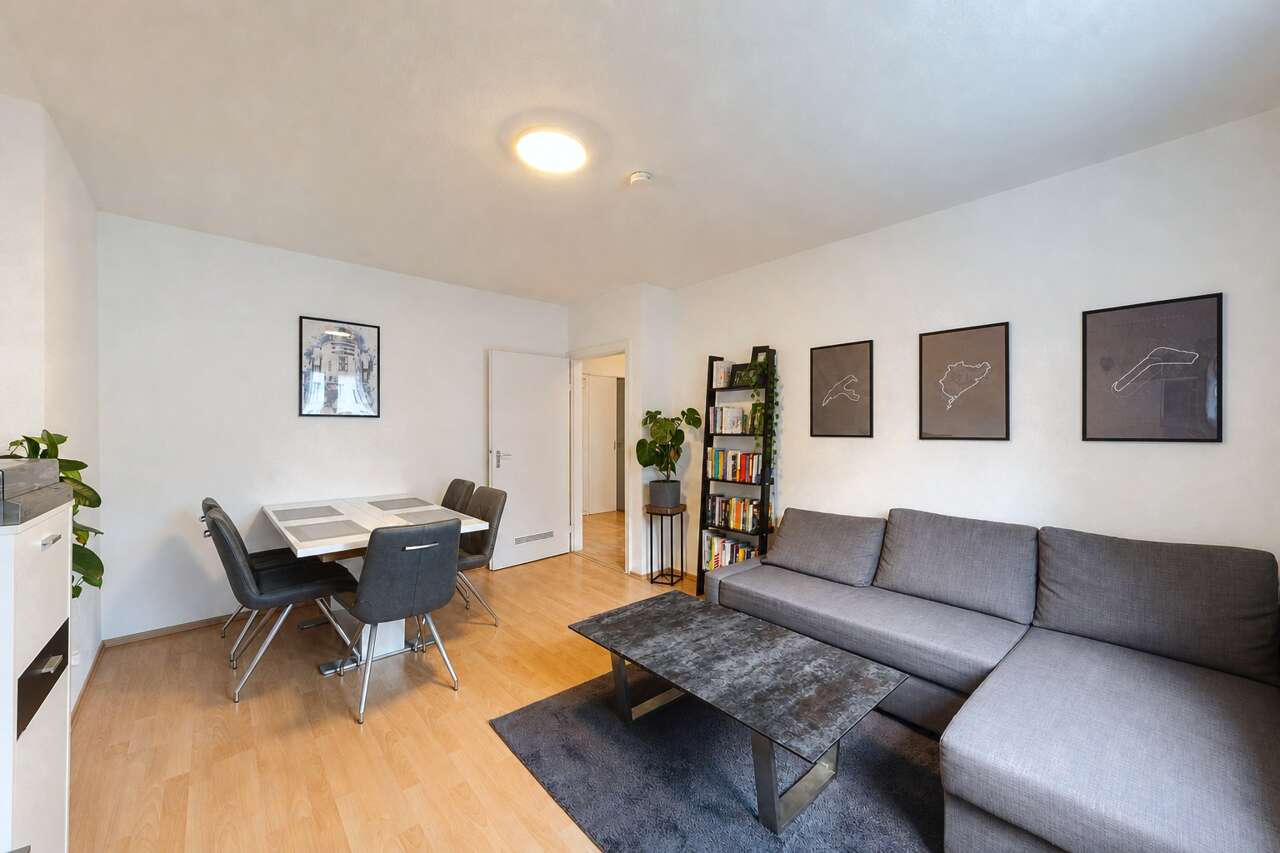Wohn- und Geschäftshaus Aachen kaufen Phi: PHI Aachen-Aachen-Mehrfamilienhaus-Kauf-RS513-Wohnzimmer-02 Immobilienmakler Aachen Wohn- und Geschäftshaus kaufen mit Immobilienbewertung