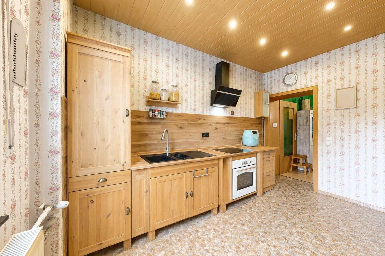 Reihenmittelhaus Eschweiler kaufen Phi: PHI Aachen-Eschweiler-Einfamilienhaus-Kauf-KV210-Kueche-02 Immobilienmakler Eschweiler Reihenmittelhaus kaufen mit Immobilienbewertung