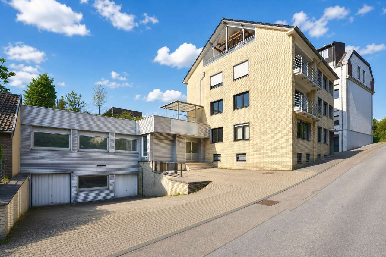 Lager Herzogenrath kaufen Phi: Immobilien_Herzogenrath_Kaufen_ZG755_Aussen_2 Immobilienmakler Herzogenrath Lager kaufen mit Immobilienbewertung