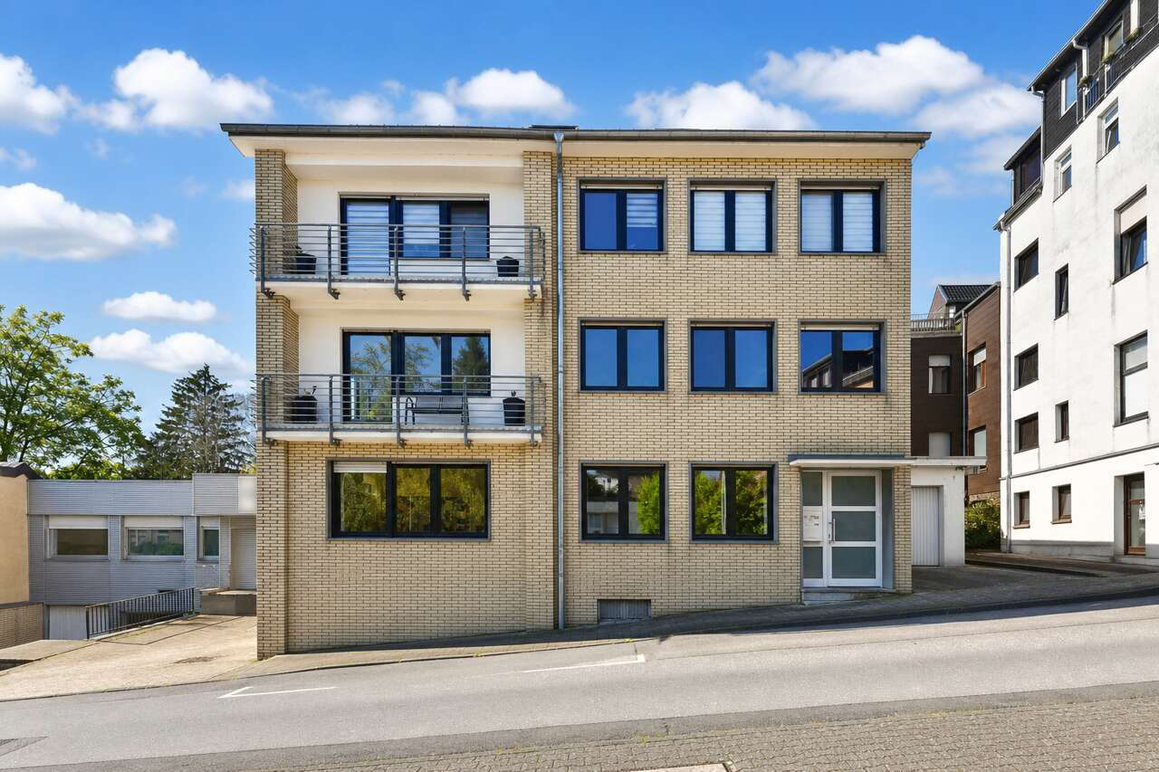 Mehrfamilienhaus Herzogenrath kaufen Phi: Immobilien_Herzogenrath_Kaufen_ZG755_Aussen_5 Immobilienmakler Herzogenrath Mehrfamilienhaus kaufen mit Immobilienbewertung