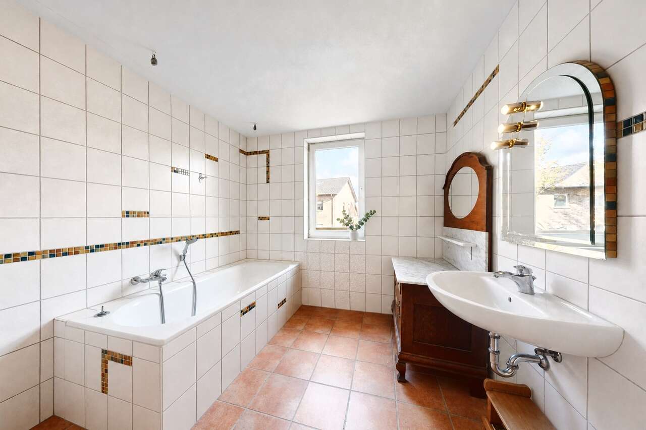 Zweifamilienhaus Eschweiler kaufen Phi: PHI Aachen-Eschweiler-Einfamilienhaus-Kauf-IK328-Badezimmer-07 Immobilienmakler Eschweiler Zweifamilienhaus kaufen mit Immobilienbewertung