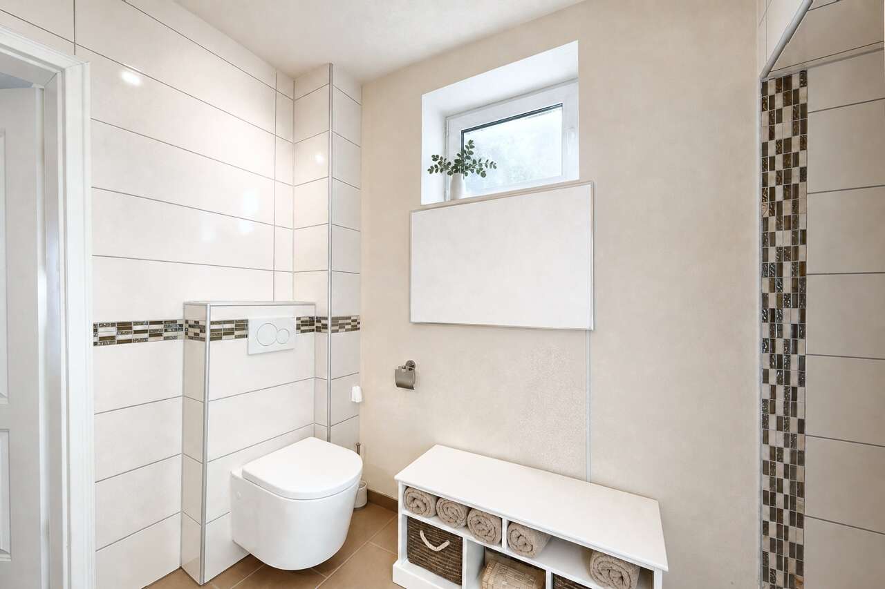 Reihenendhaus Aachen kaufen Phi: Badezimmer-06 Immobilienmakler Aachen Reihenendhaus kaufen mit Immobilienbewertung