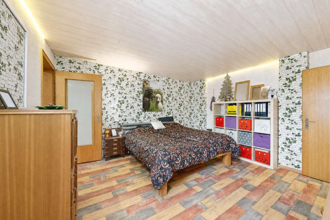 Reihenmittelhaus Eschweiler kaufen Phi: PHI Aachen-Eschweiler-Einfamilienhaus-Kauf-KV210-Schlafzimmer-01 Immobilienmakler Eschweiler Reihenmittelhaus kaufen mit Immobilienbewertung