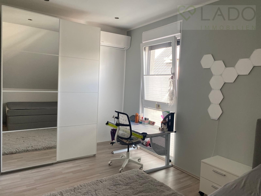 Einfamilienhaus Inden kaufen Phi: Bild 3 Kind 2 Immobilienmakler Inden Einfamilienhaus kaufen mit Immobilienbewertung