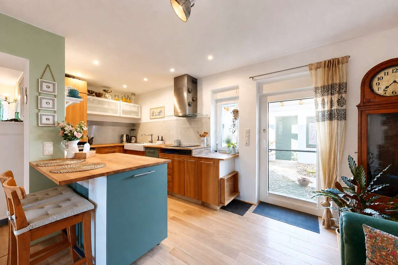 Reihenendhaus Aachen kaufen Phi: Kueche-01 Immobilienmakler Aachen Reihenendhaus kaufen mit Immobilienbewertung