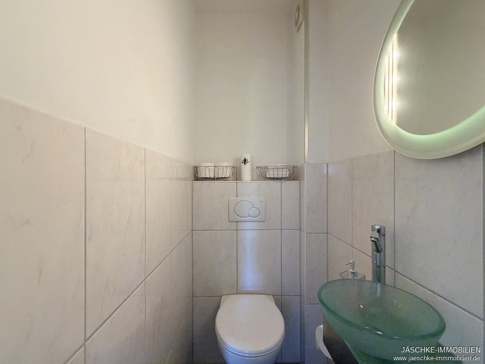 Einfamilienhaus Herzogenrath / Merkstein kaufen Phi: Gäste-WC Immobilienmakler Herzogenrath / Merkstein Einfamilienhaus kaufen mit Immobilienbewertung