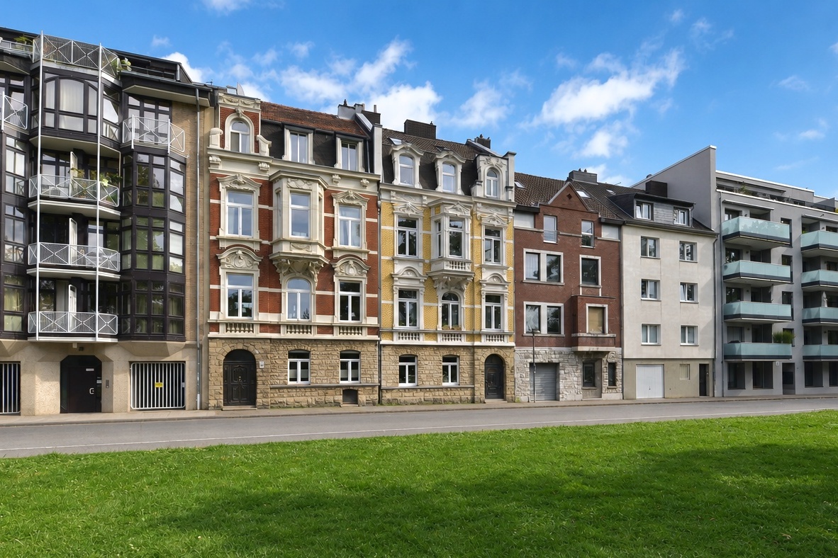 Mehrfamilienhaus Aachen kaufen Phi: PHI Aachen-Aachen-Mehrfamilienhaus-Kauf-LN844-Aussenansicht-13 Immobilienmakler Aachen Mehrfamilienhaus kaufen mit Immobilienbewertung