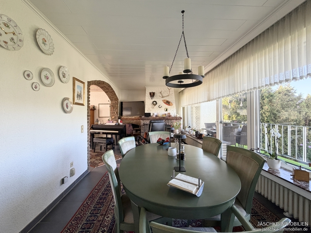 Einfamilienhaus Herzogenrath / Merkstein kaufen Phi: Esszimmer Immobilienmakler Herzogenrath / Merkstein Einfamilienhaus kaufen mit Immobilienbewertung